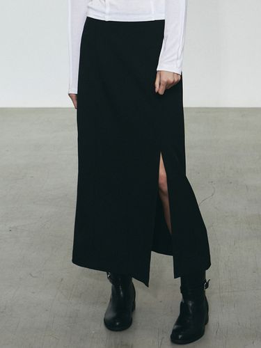 Side Slit Long Skirt_Black - NICK&NICOLE - Modalova