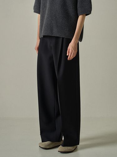 Oversized Round Wool Pants - Black - FACADE PATTERN - Modalova