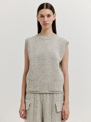 XET One-Pocket Knit Vest - EENK - Modalova