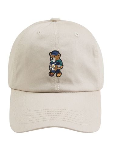 Daisy Bouquet Bear Embroidery Ball Cap _ - GRAVER - Modalova