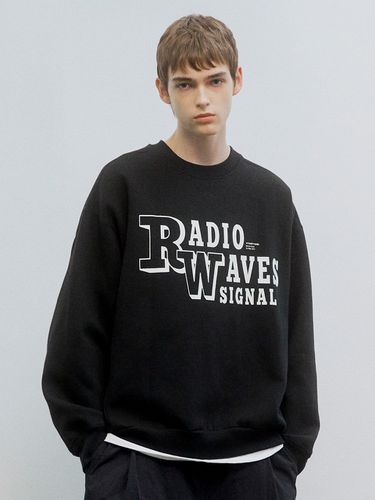 Radio Wave Graphic Crewneck Sweatshirt - DTHIRTYONE - Modalova