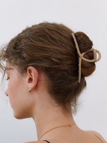 Matte Solid Twist Hair Clip (7Types) - OVLA - Modalova