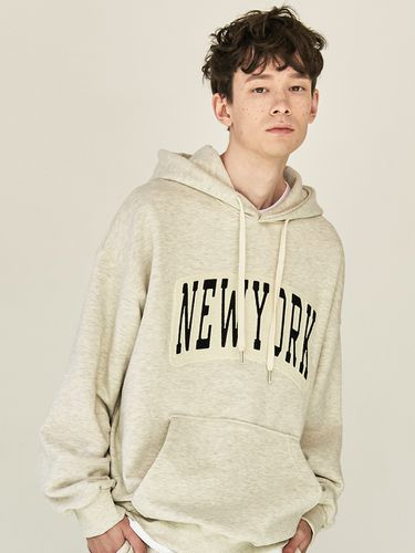 Chain New York Hoodie (3 Color) - PaperBoy - Modalova