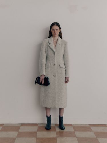 Boucle Hourglass Coat - Verso - Modalova