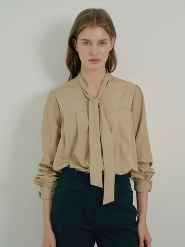 Front Tuck Scarf Blouse - Beige - ANEDIT - Modalova