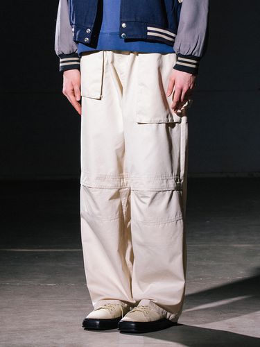 Asymmetric Fatigue Pants _ 3 Colors - BIG UNION - Modalova