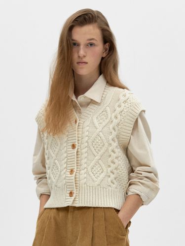 Cable Knit Vest - DEPOUND - Modalova