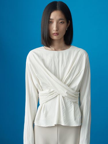 Twisted Drape Blouse - RE RHEE - Modalova