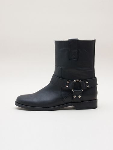 Childlike Midi Boots (kw2521) - karen white - Modalova