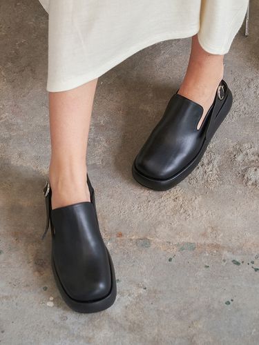 Lisa Leather Clogs_Black - blanc sur blanc - Modalova