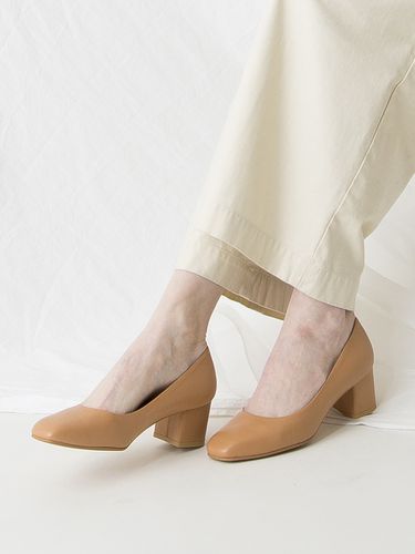 BIP18201 Pumps_Beige - Byeuuns - Modalova