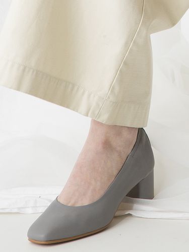 BIP18201 Pumps_Gray - Byeuuns - Modalova