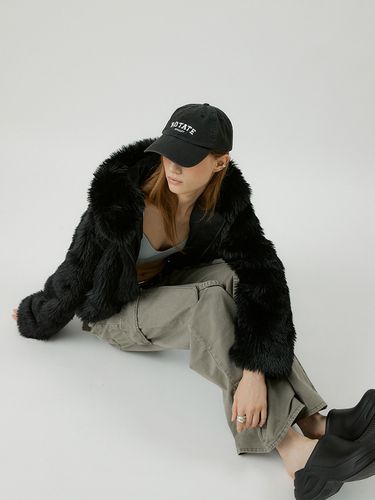 Comely Soft Fur Cropped Hoodie Jacket () - molliolli - Modalova