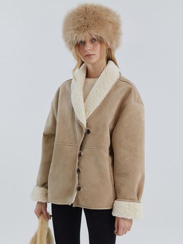 Ash Button Mustang Fur Jacket () - molliolli - Modalova