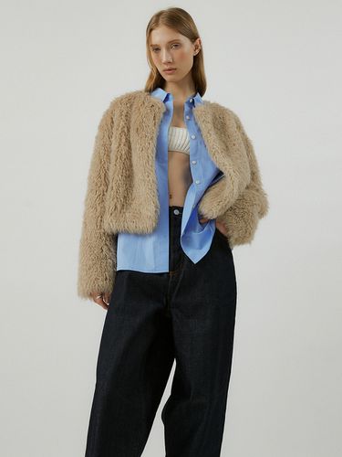 Fleece Curly Fur Jacket (Beige) - molliolli - Modalova