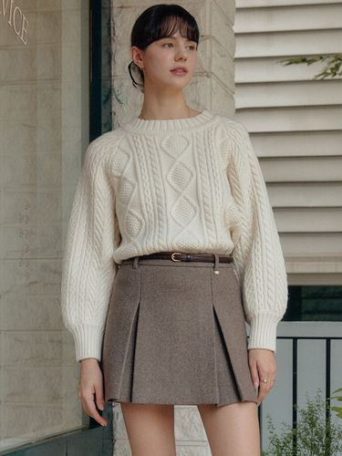 Amara Cable Wool Sweater - LOOKAST - Modalova