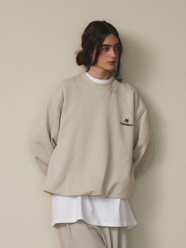 Shirring Overfit SweatShirt - LightBeige - oursaalty - Modalova