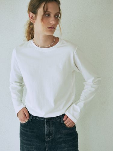 Simple Long Sleeve T-shirt - YAN13 - Modalova