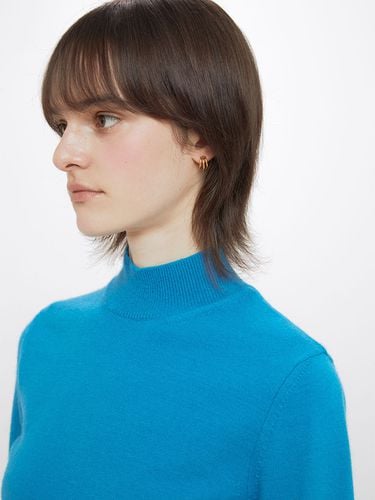 Half Neck Knit in Blue VK3WP152-22 - RAIVE - Modalova