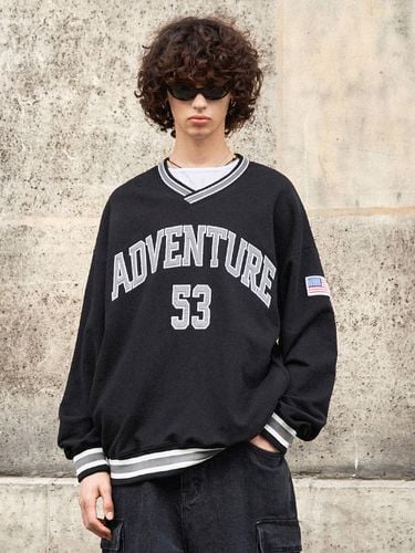 Adventure 53 Block Sweatshirt (4 Color) - Fluke - Modalova