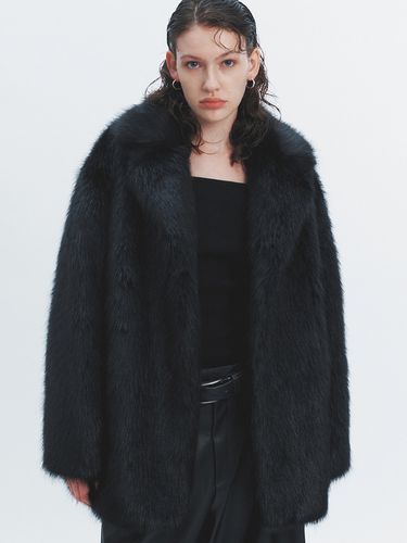 Khloe Faux Fur Coat (Black) - HAVELESS - Modalova