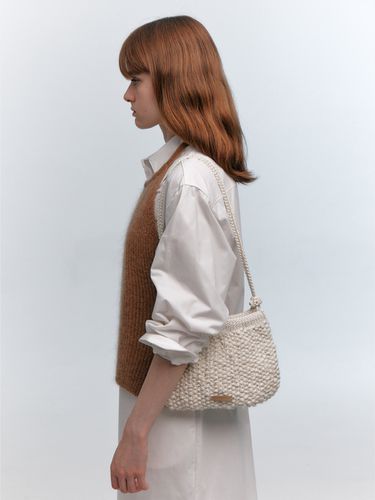 Handmade Wool Shoulder Bag - Carriere - Modalova