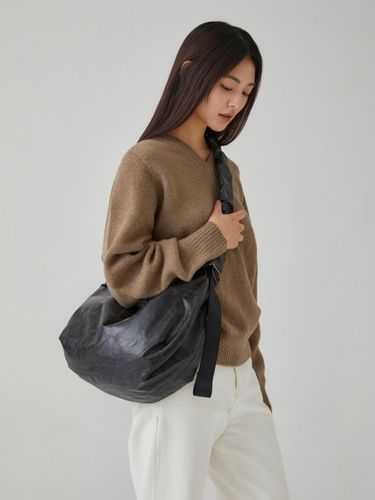 Daily Shirring Bag Medium_Vegan Leather - JOSEPH & STACEY - Modalova