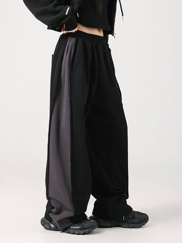 Simon Side-color Pants_Black - AVANDRESS - Modalova