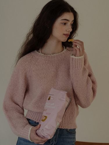 Alpaca Coloring Knit Top_Pink - TILLIDIE - Modalova