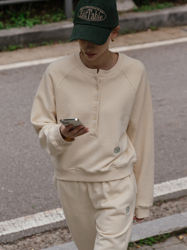 TILL Sweatshirt (Cream) - TILLIDIE - Modalova