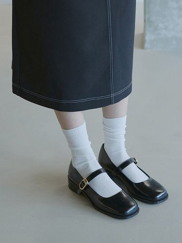 Square toe Mary Jane Loafers - treten - Modalova