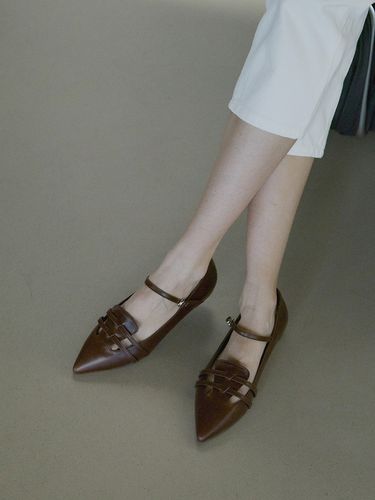 Patent Leather Flat Shoes_Brown - treten - Modalova