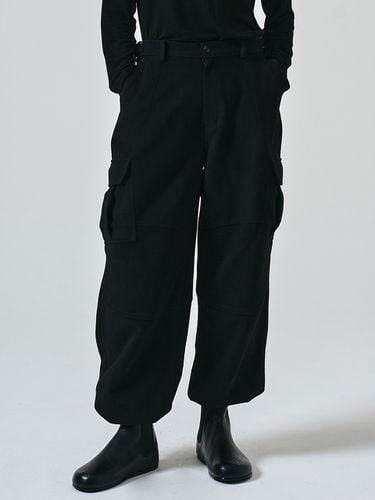 Wool Cargo Parachute Pants_Black - NOIRER - Modalova