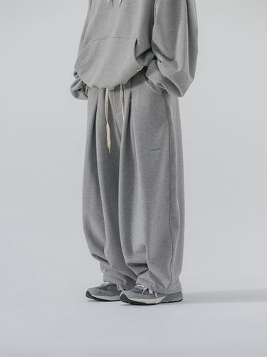 Valley Pintuck Balloon Sweat Pant - ANGLAN - Modalova