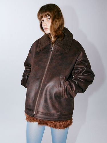 Vegan Crack Leather Mouton Jacket _ - EZIO - Modalova