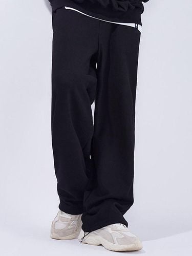 Wide-Leg Basic String Sweatpants _ 5 Colors - GHOST REPUBLIC - Modalova