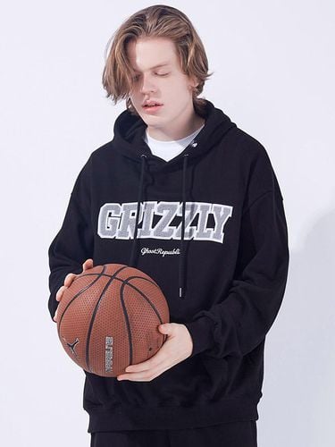 Oversized Grizzly Embroidery Hoodie _ 3 Colors - GHOST REPUBLIC - Modalova