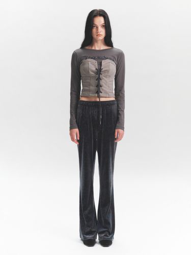 Reverse Corset Layered T-shirt_Charcoal - THREE TO EIGHTY - Modalova