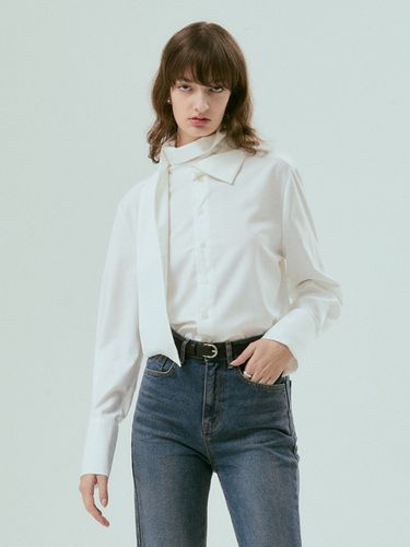 Scarf Collar Blouse_White - SILN - Modalova