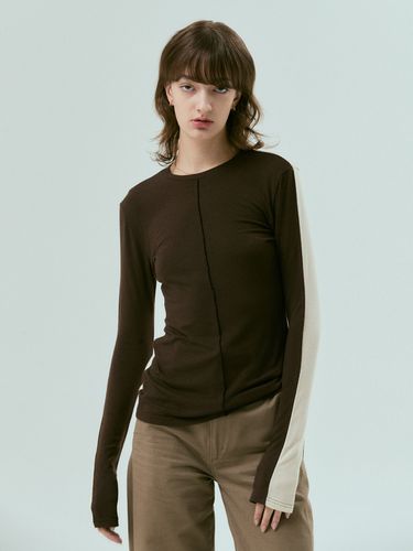 Color Block Pintuck Long Sleeve_Brown - SILN - Modalova