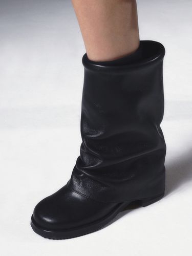 Leg Warmer Middle Boots_Black - MakMade - Modalova