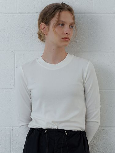 Basic Round T-shirt - URAGO - Modalova