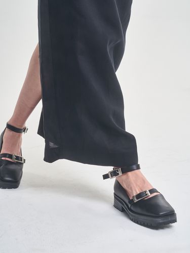 T110 Walker Buckle Shoes_Black - 23.5 - Modalova