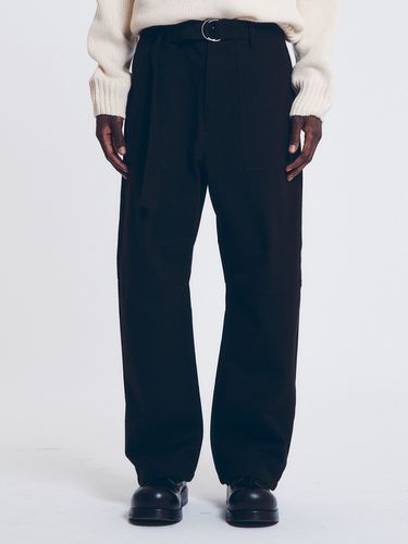 Cotton Twill Belted Work Pants _ - FAMILLE - Modalova