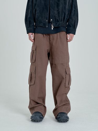 Non-Fade Wide Cargo Pant - Brown - inexcis - Modalova