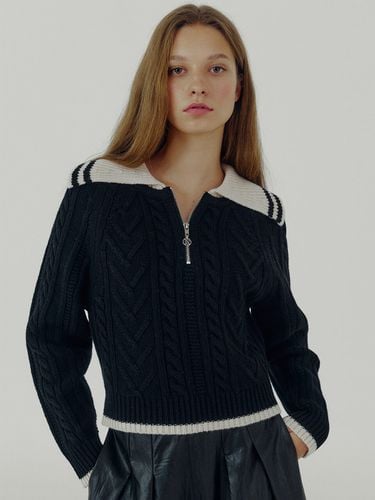 Collar Half Zip-Up Pullover_Black - on&on - Modalova