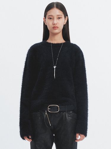 Fluffy Pull Over Round Knit (Black) - HAVELESS - Modalova