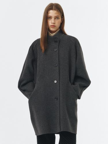 Volume Sleeve Band Collar Coat_2 Colors - VOCAVACA - Modalova