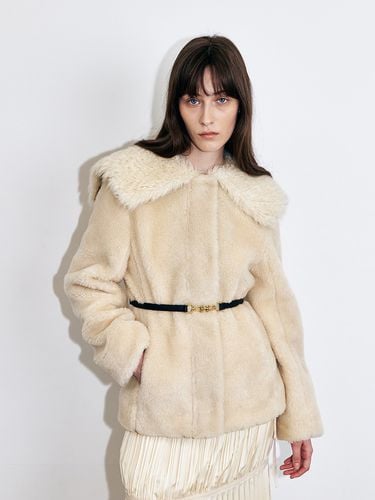 Faux Shearling Sailor Collar Coat - KUME - Modalova