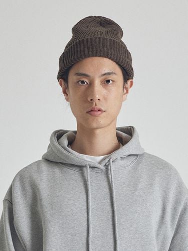 Semi Basic Beanie [Brown] - Analogmood - Modalova